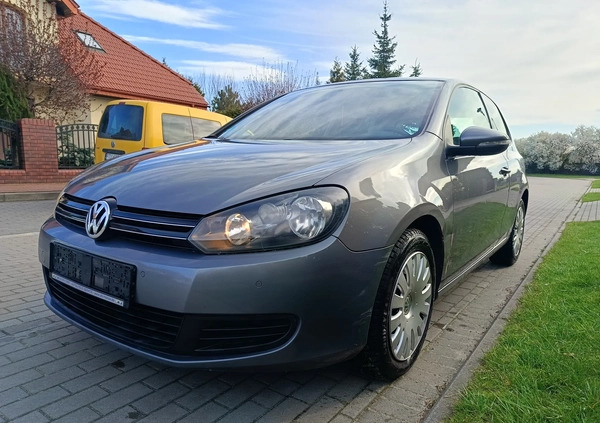 Volkswagen Golf cena 9999 przebieg: 286000, rok produkcji 2009 z Turek małe 301